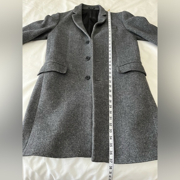 Club Monaco overcoat - Picture 4 of 7